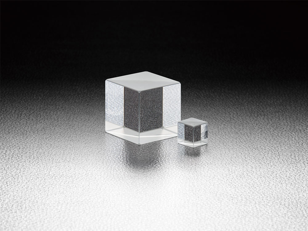 Chromium Cube Half Mirror